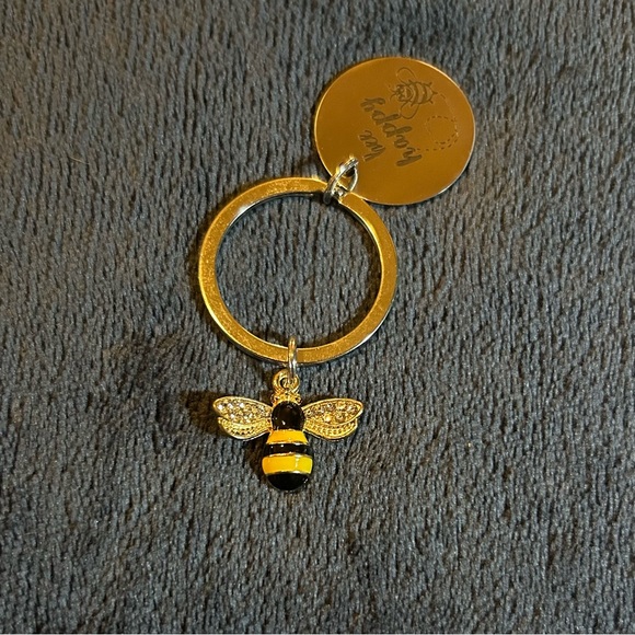 Bee Happy Metal Keychain with Bee Charm - Picture 4 of 5